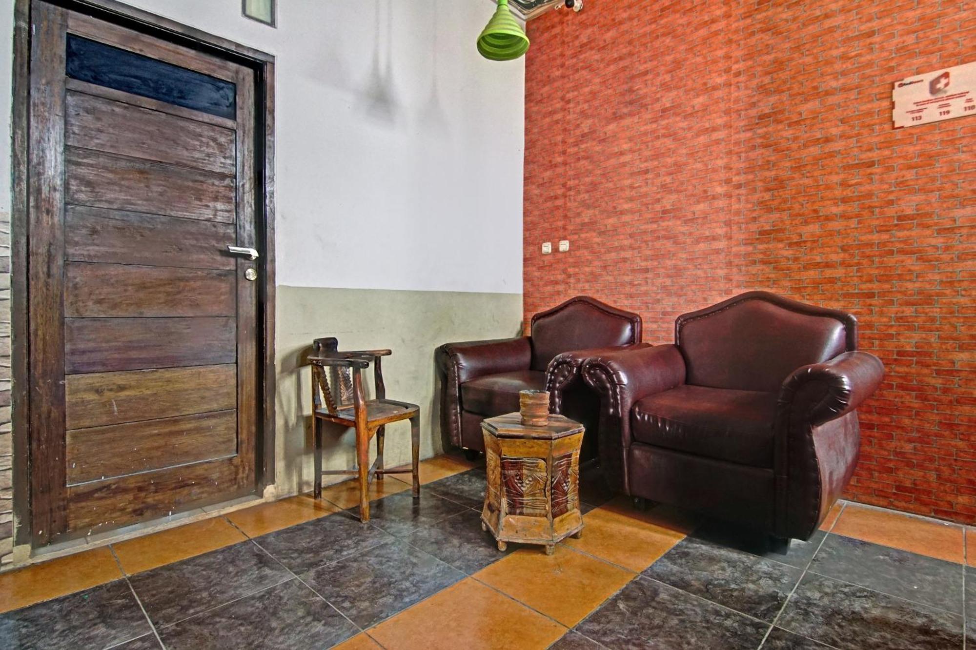 Super Oyo 90358 Poris Residence Syariah Тангеранг Экстерьер фото